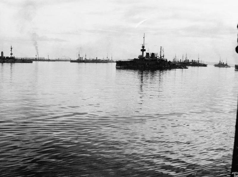 Lemnos Harbour © IWM (Q 70288)